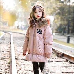 2018冬季新款韩版女童中大童童装儿童带帽双鱼亮片棉衣