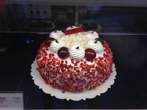冻干草莓装饰蛋糕 85度C