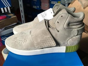 请问adidas tubular invader strap 小椰子750的鞋底为什么这么硬 有买了的吗 穿了后会不会就软 