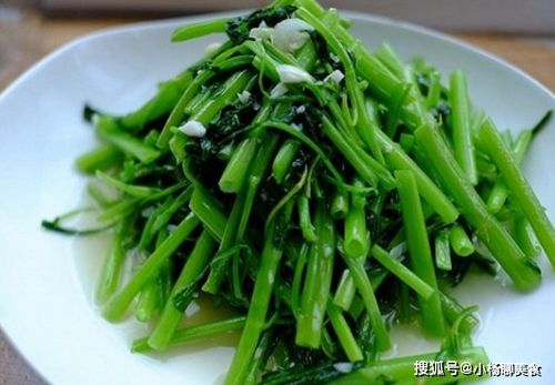 为啥空心菜炒好容易发黑 炒之前多做一步,翠绿又好吃