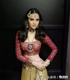 泰国女星穿印度纱丽,展现异域之美