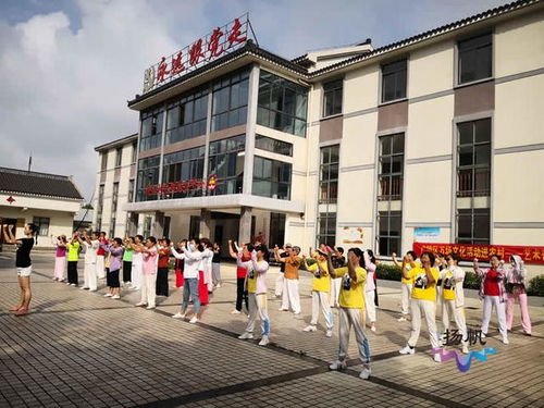走向我们的小康生活丨扬州渡江村 戏剧票友周周唱,村民文化闪亮亮