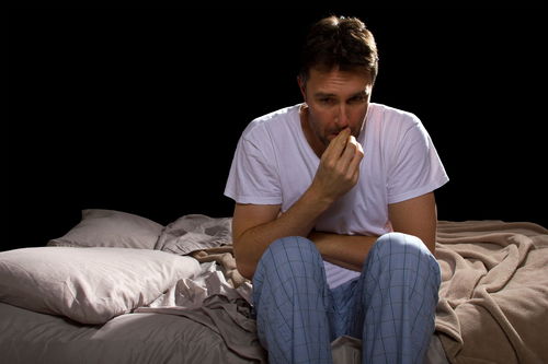 男性健康 男人在床上 不行 ,生活和工作也不行 小心这10大健康预警信号