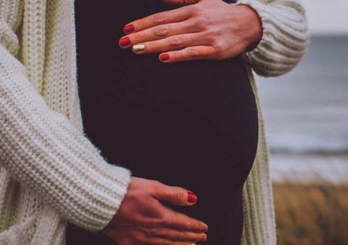原创怀孕后孕妇内裤出现这3种异物，大多数是宝宝有情况，孕妈要注意
