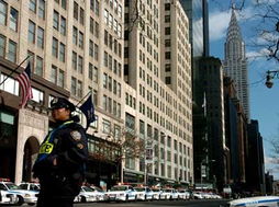纽约举行反恐和紧急事件街头演习 