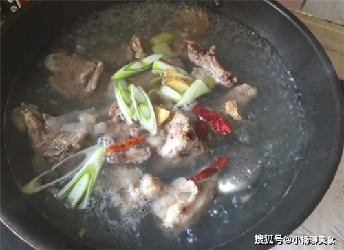 炖羊肉放什么调料最好  第2张