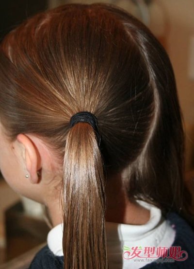 小女孩梳辫子的各种方法 给小女孩梳小辫的方法