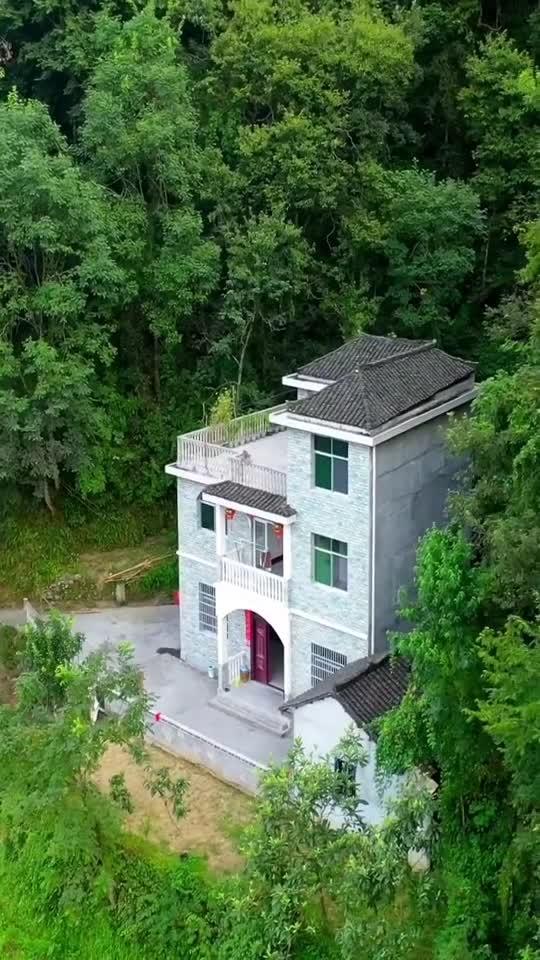 这房子是怎么建的,住这里晚上不害怕吗 