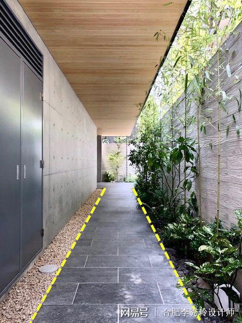 长走廊一侧挤出20cm宽,打造 窄条型 花园,一步一景太美了