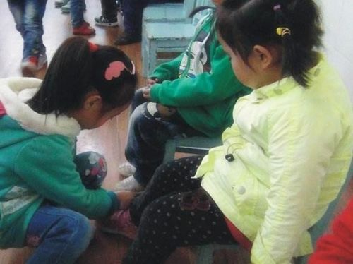 李玫瑾 孩子 人缘好 ,困难时有人帮他 社交能力从3岁起培养