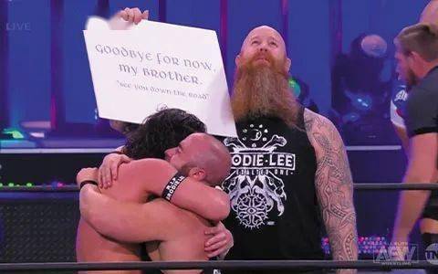 摔角没有界限 AEW举办布罗迪 李悼念仪式白羊罗温亮相,WWE选手自发留言哀悼