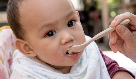 孩子 积食 的3种典型表现,哪怕占一个,也要高度警惕