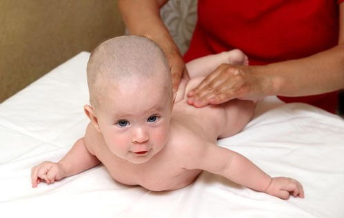你还在用湿巾,给小宝宝擦身体吗 新手妈妈不妨看看