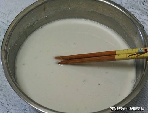 40克白凉粉需要对几碗水几个吃饭那么大小碗？