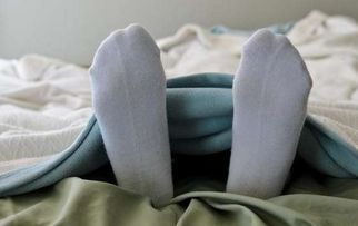晚上睡觉穿袜子好吗
