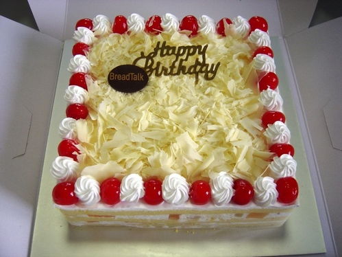 今年生日收到两个大蛋糕 幸福的做法 今年生日收到两个大蛋糕 幸福怎么做,如何做 北京美食 今年生日收到两个大蛋糕 幸福 视频图解大全 