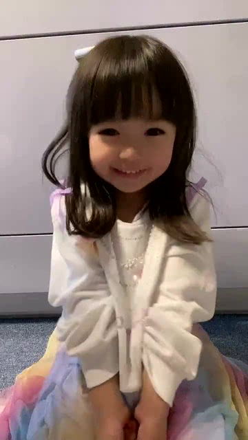 超可爱的日本小萝莉 