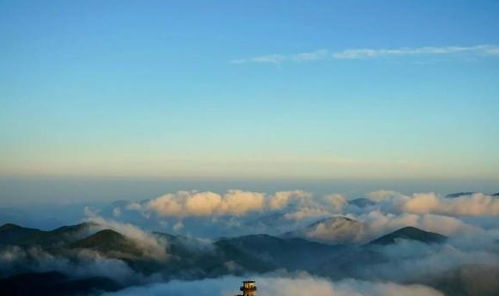 浙江名字最霸气的山,一个镇都以它命名,门票却要70岁以上才免费