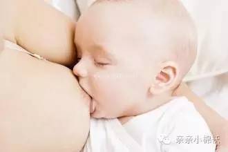 新生儿多久喂一次奶(新生儿一般多久喂一次奶)