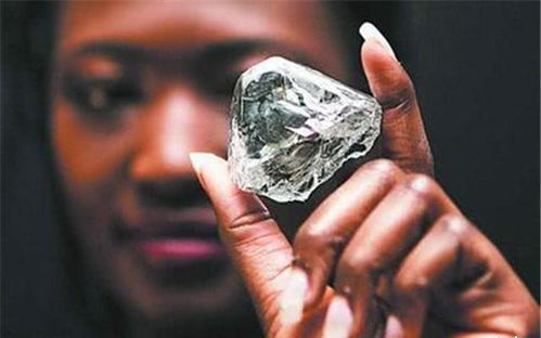 我国最大钻石 金鸡 至今下落不明,价值100亿,藏于日本皇宫