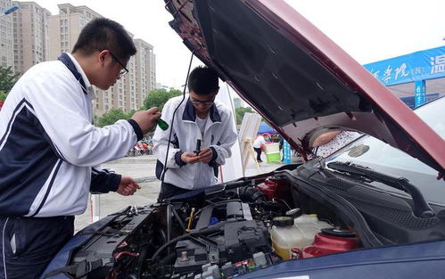 为什么学习汽修要到专门的汽修学校 汽修有前景吗