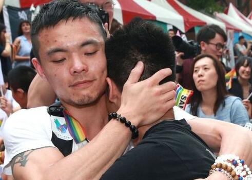 同性恋合法吗(中国同性恋合法吗)