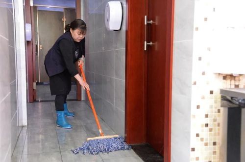 上海怎么投诉公共厕所保洁人员？