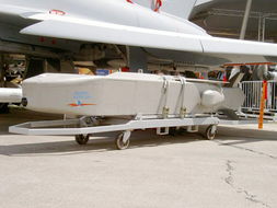 西班牙接收首批KEPD350防区外导弹 组图