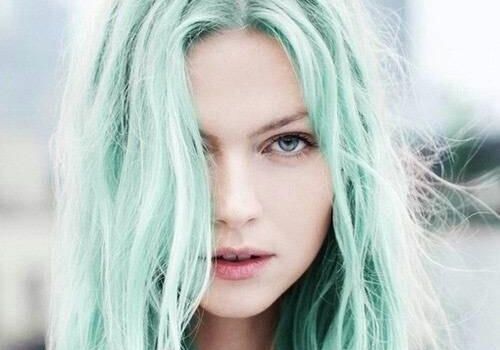 染绿色头发需要漂吗 褪色是什么颜色