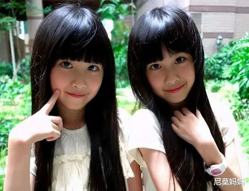有种 双胞胎 叫陆毅女儿,两个女儿相差3岁,长相却如复制粘贴