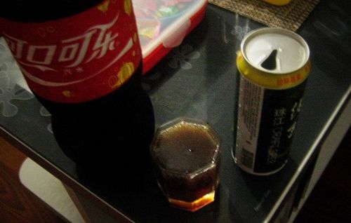 可乐能和啤酒一起喝吗 