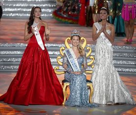 双语 西班牙佳丽在世界小姐决赛中夺冠