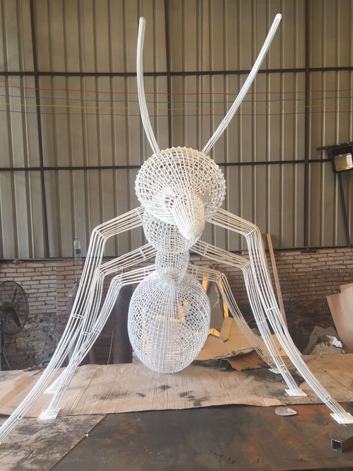 不锈钢丝编织蚂蚁雕塑
