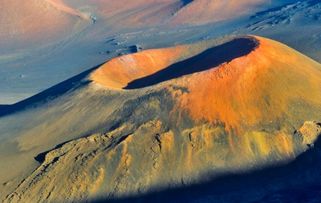 火山危害和有利有哪些？