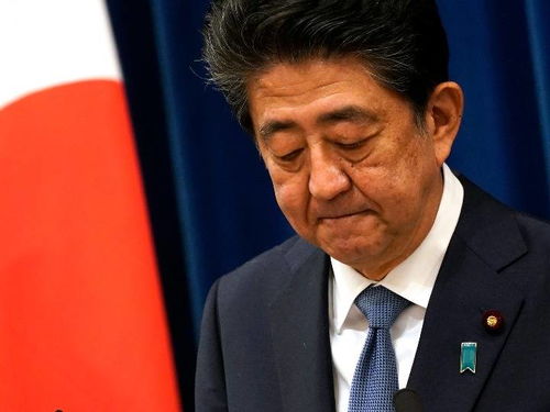 日本首相安倍晋三宣布因健康原因辞职