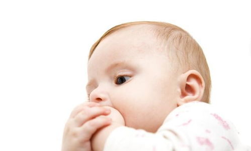 2个月宝宝长得慢是什么原因 这些因素会影响宝宝生长发育