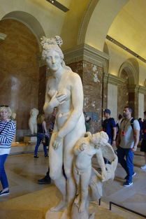 梦见爱神维纳斯雕像是什么意思梦到爱神维纳斯雕像好不好(古希腊雕塑维纳斯简介)